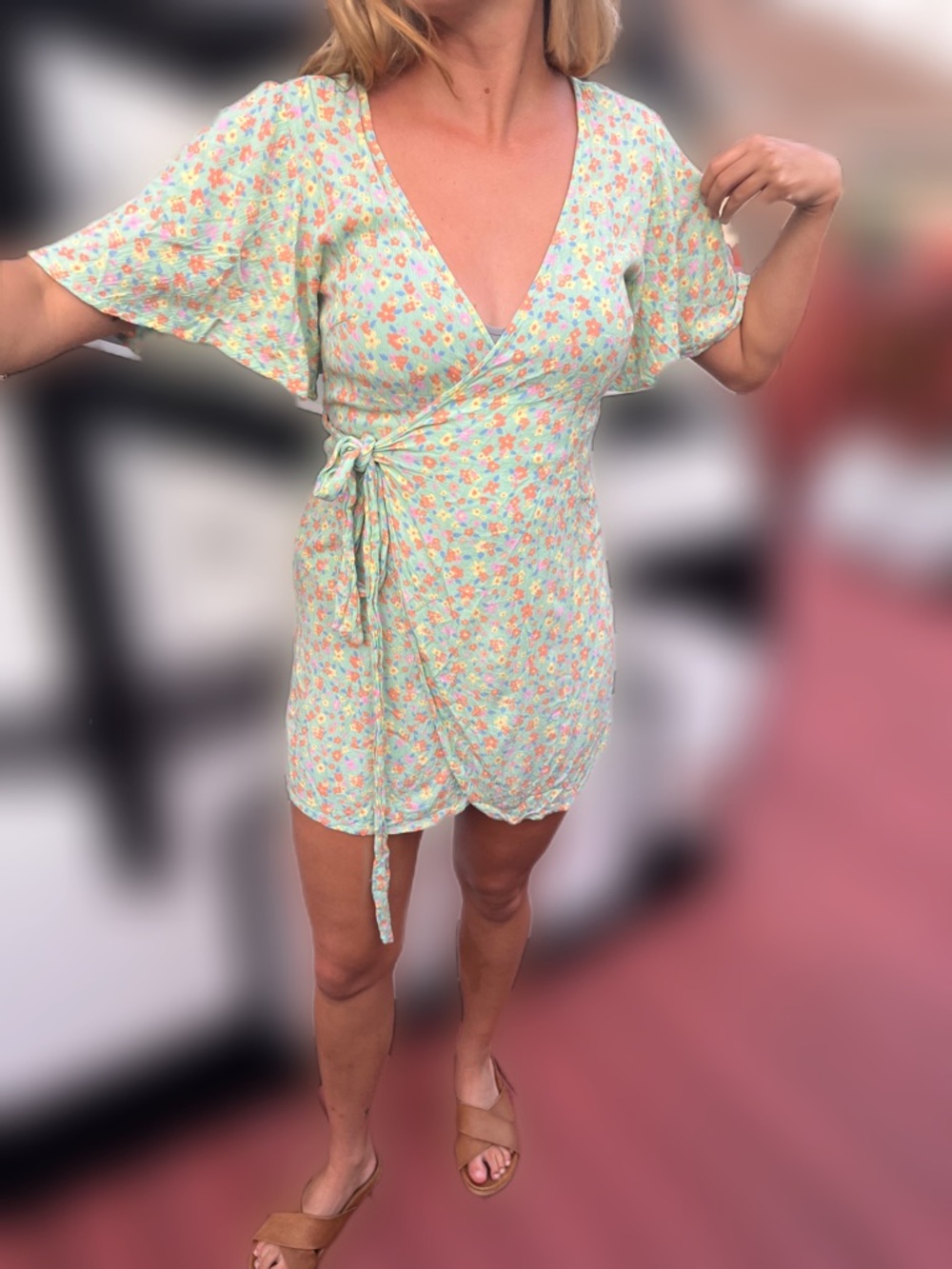 Breezy Wrap Dress - Billabong - Size Small - Pastel Floral Pattern